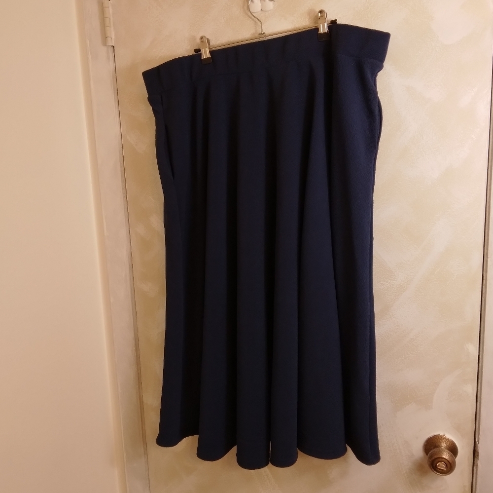 POCKETS White Mark Brand Flared Navy Blue Skirt Size 3X